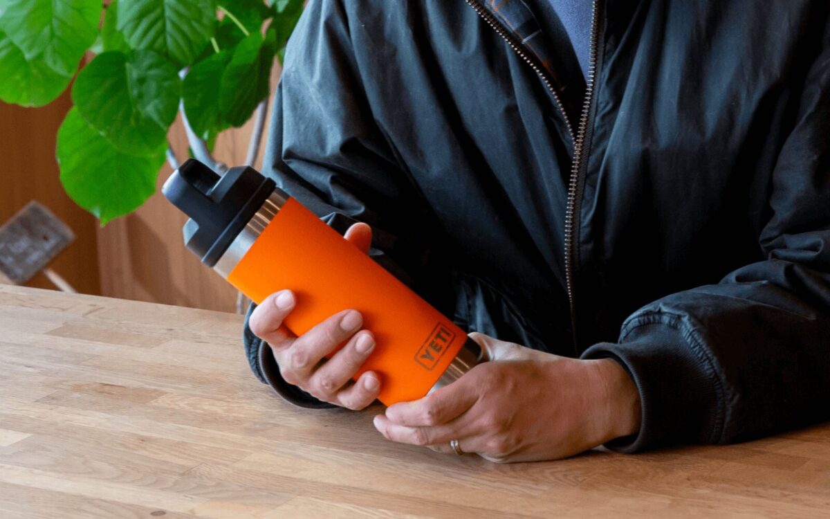 YETI 18oz ウォーターボトルwithチャグキャップ
