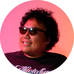 平 健一