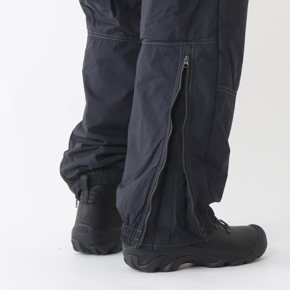 and wander アンドワンダー オクタフラッフィーパンツ ユニセックス 5744282153 インサレーションパンツ 2024 秋冬