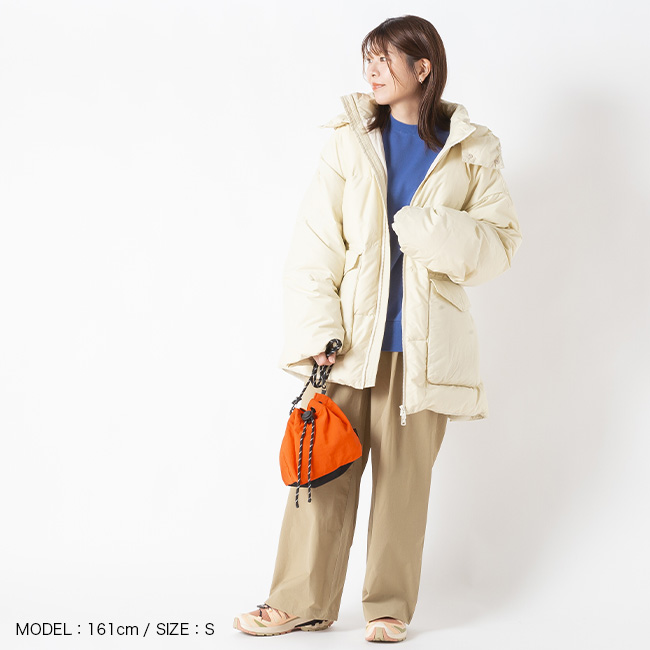 f/ce. ブラックダウンジャケット フード付き F/CE. F/CE エフシーイー リサイクルダウンデタッチャブルフード