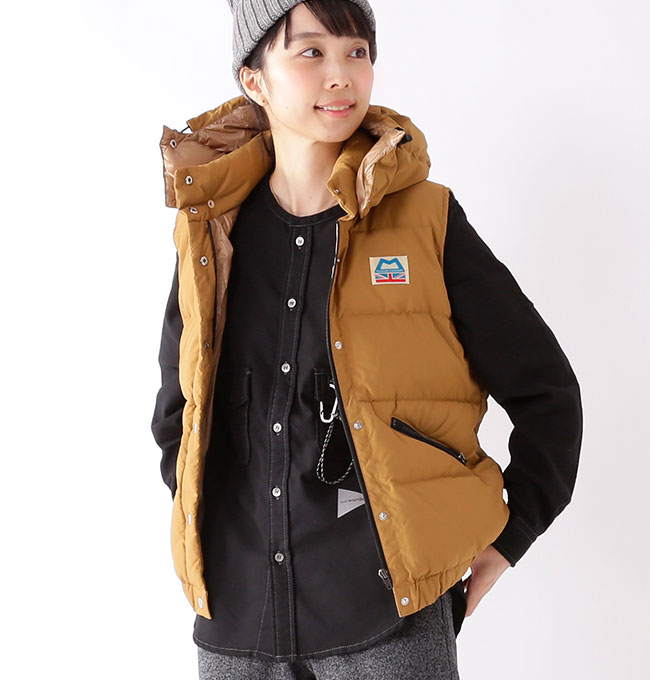 美品　Mountain Equipment ベスト