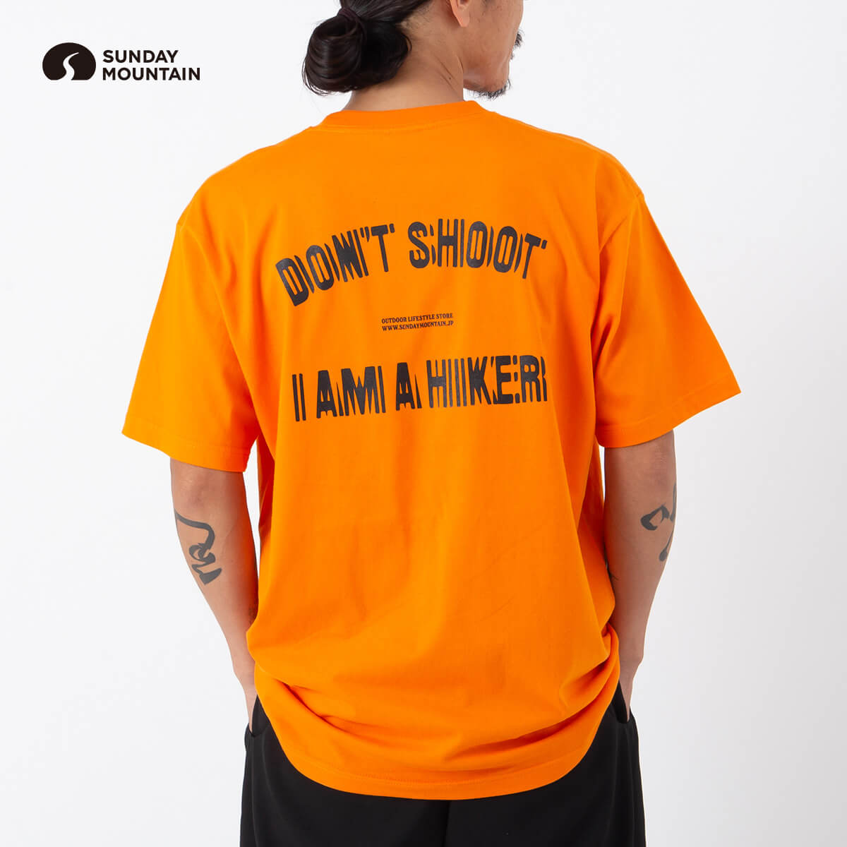 SUNDAY MOUNTAIN サンデーマウンテン "Don't Shoot I'm a Hiker" T Shirt